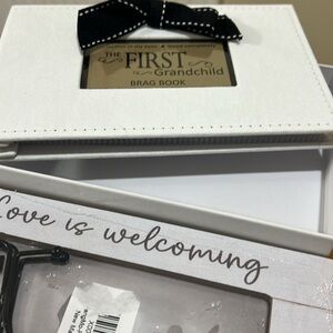 NEW GRANDPARENT ??  Brag Book and Frame NWT